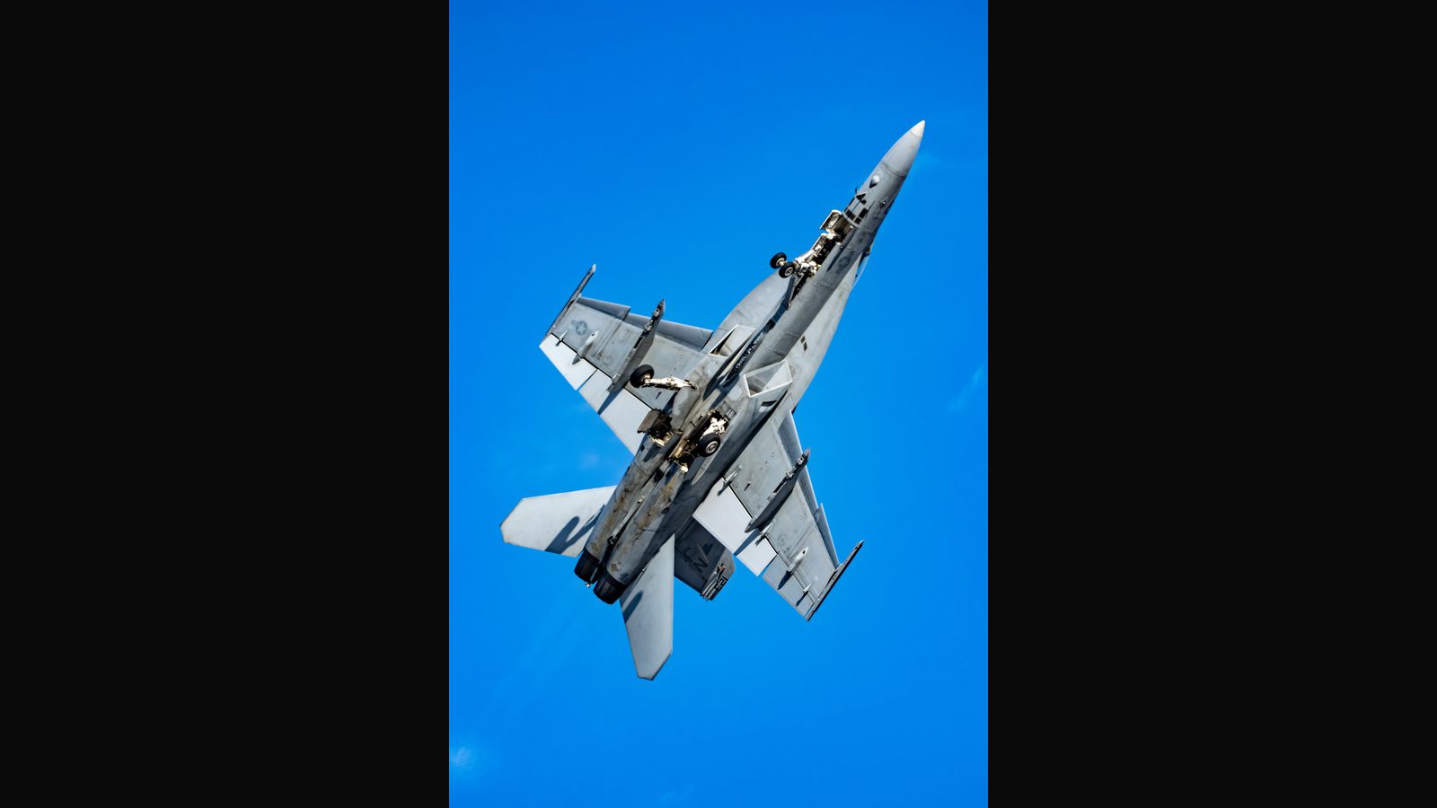 F/A-18 Super Hornet, at the California Capital Airshow, West Coast Rhino Demo