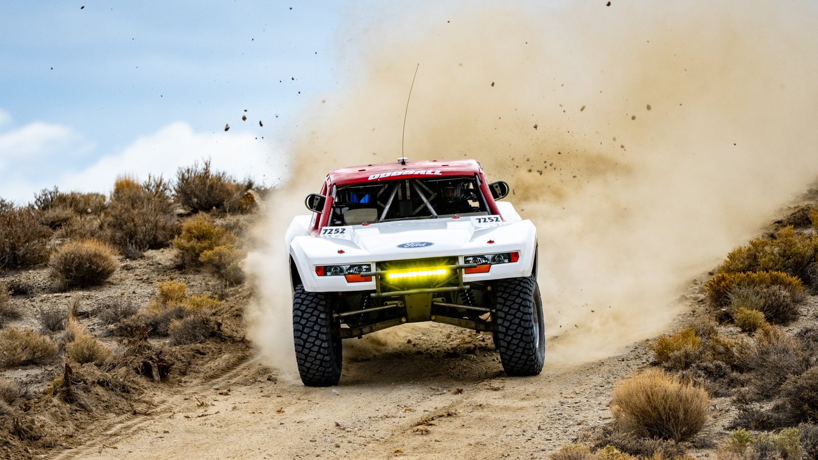 Group T, number 7252, at the VORRA Monster Dash, Ross Racing · Oddball