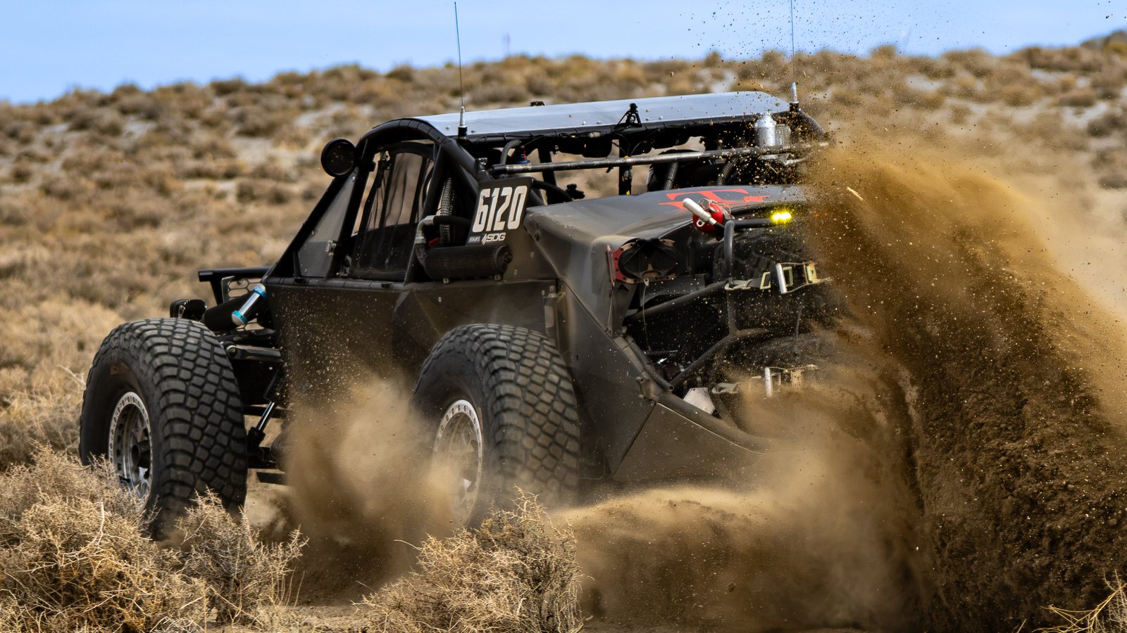 Unlimited Truck, number 6120, at the VORRA Monster Dash, Walton